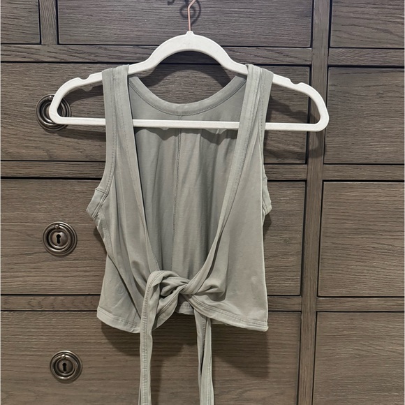 Lululemon It’s a Tie Tank Top - Picture 7 of 7